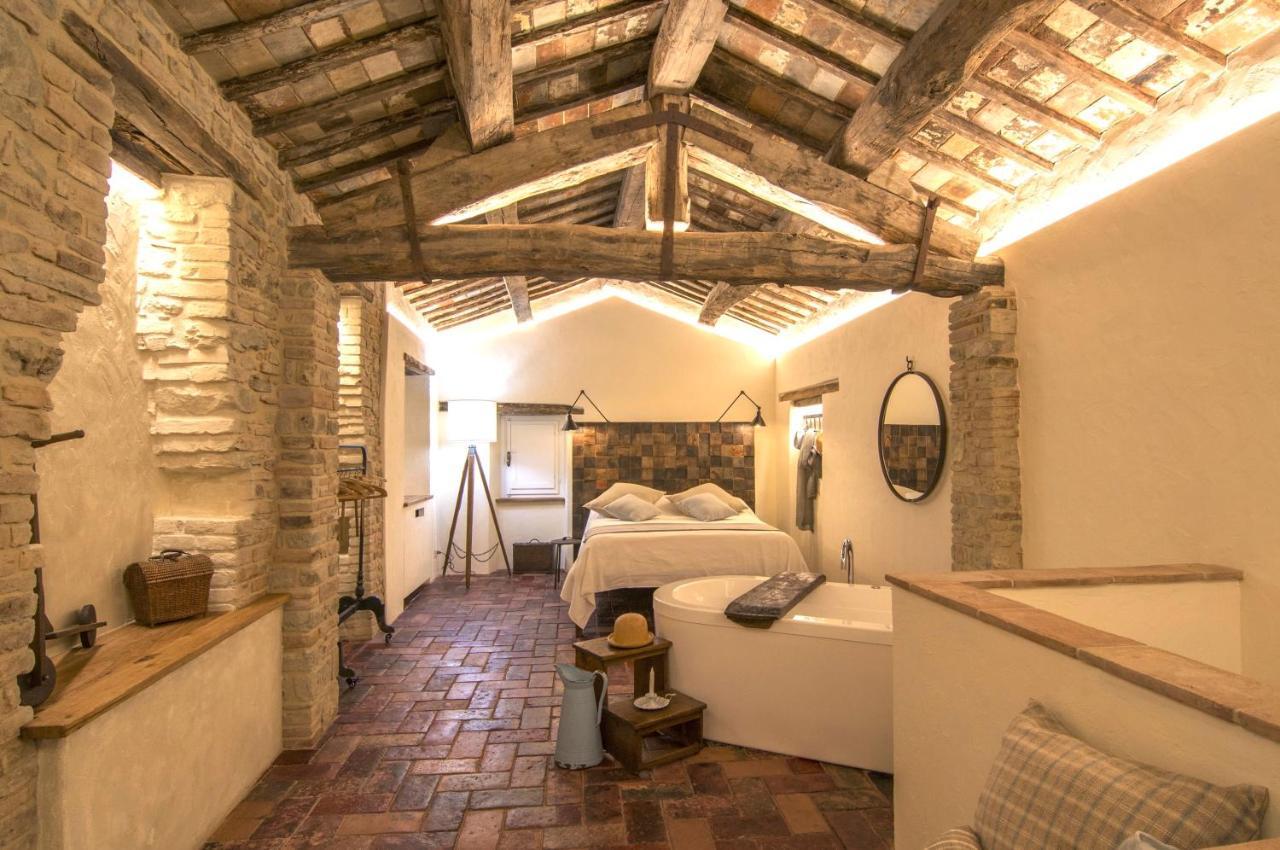 Tuttomio Suite Con Idromassaggio Castiglion Fiorentino Exterior foto